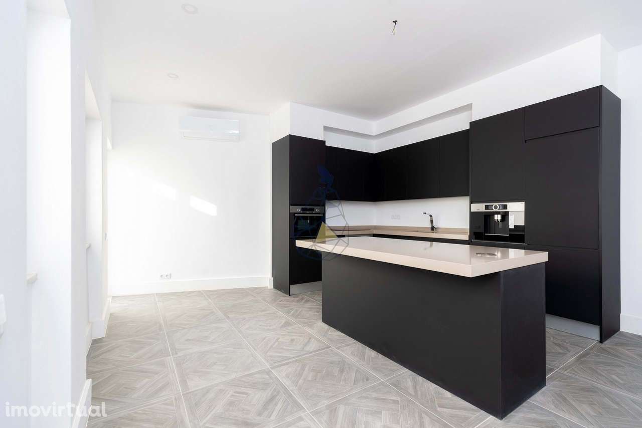 Palacete de 4 apartamentos juntos, ideal para exploração turística, e - Grande imagem: 3/60