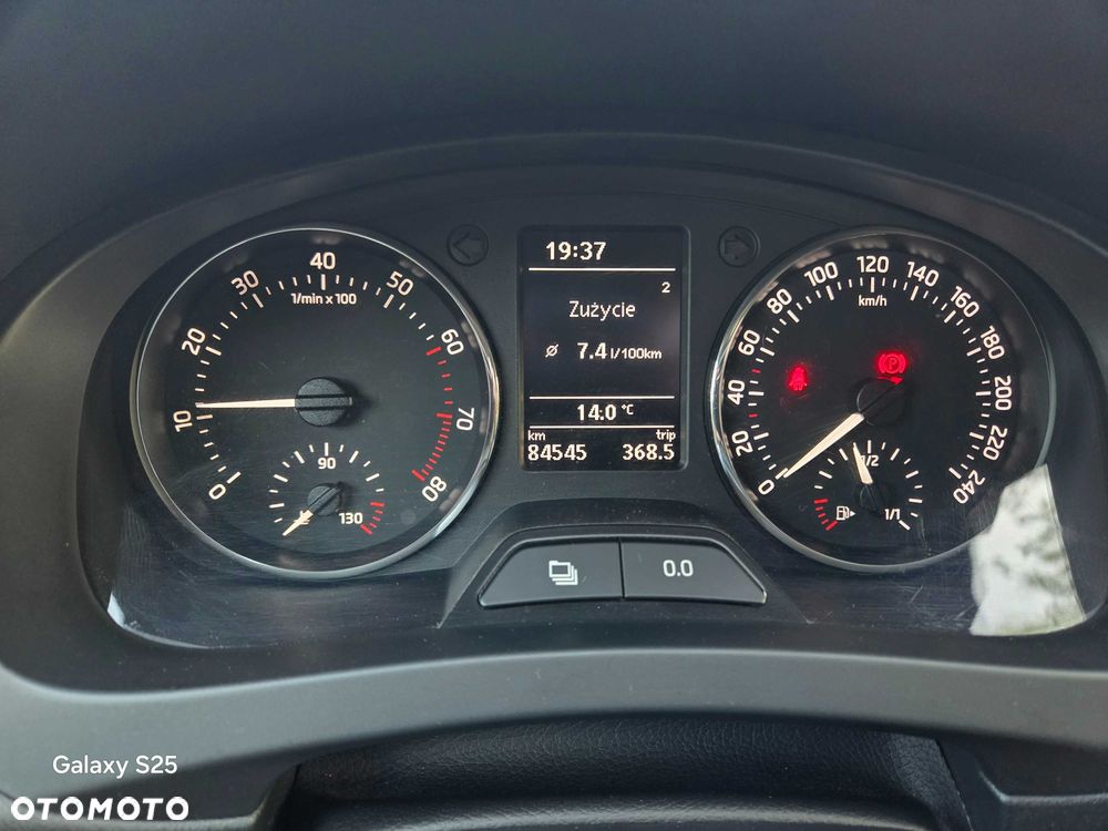 Skoda RAPID - 5