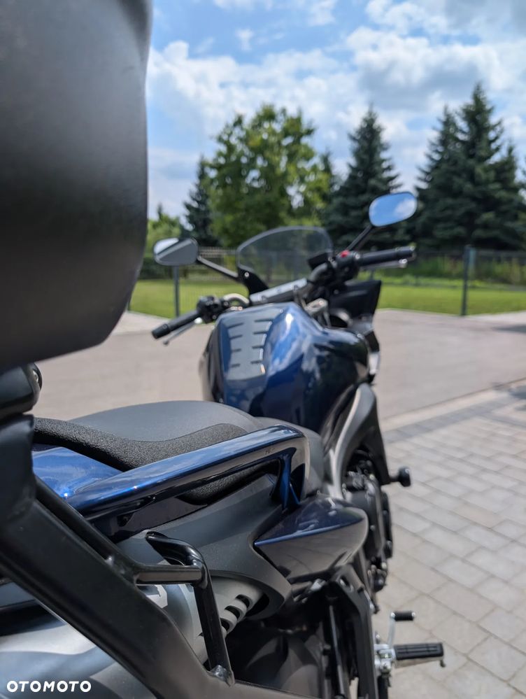 Yamaha FZ6 - 16