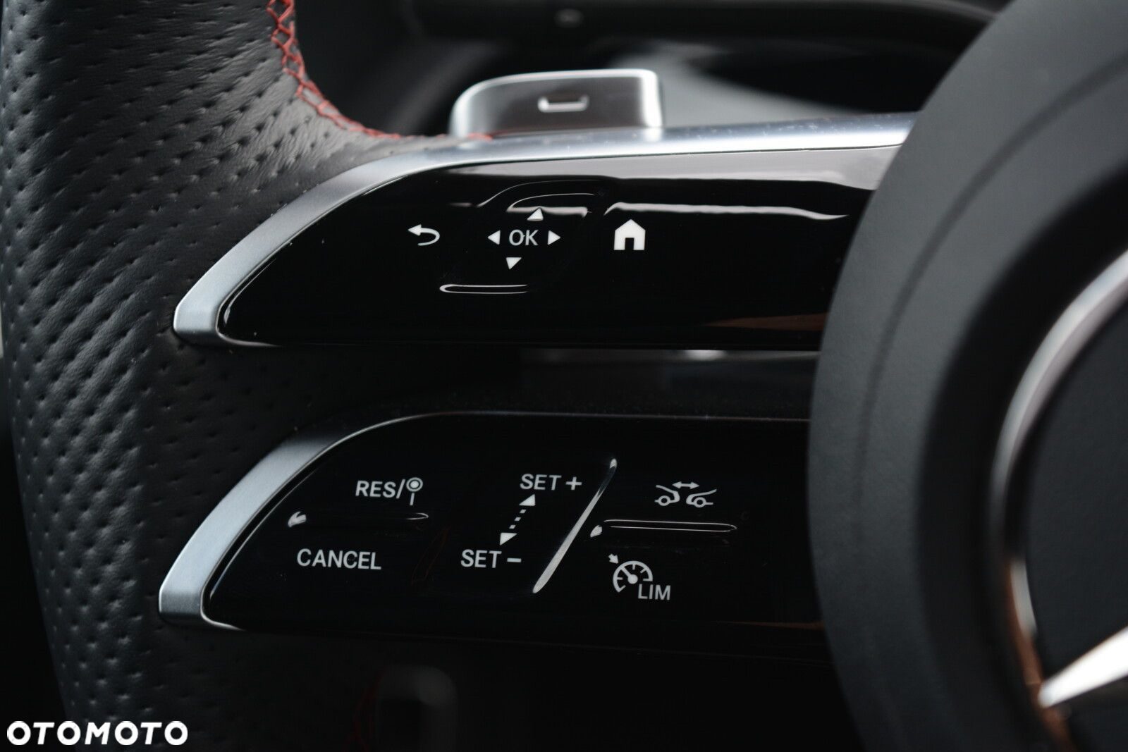 Mercedes-Benz CLA 200 AMG Line 7G-DCT - 17