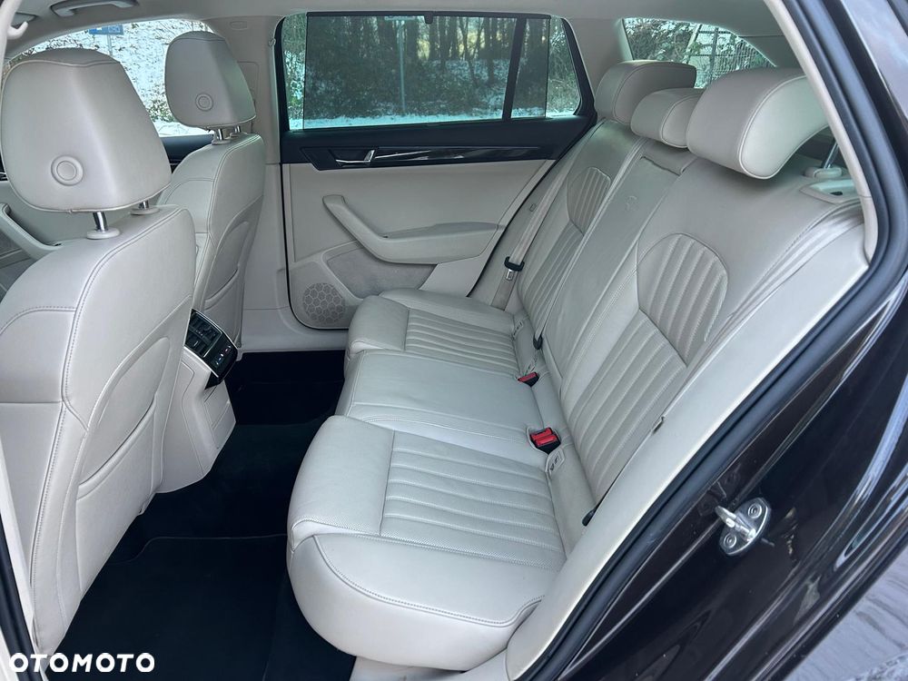 Skoda Superb 2.0 TSI 4x4 Sportline DSG - 22