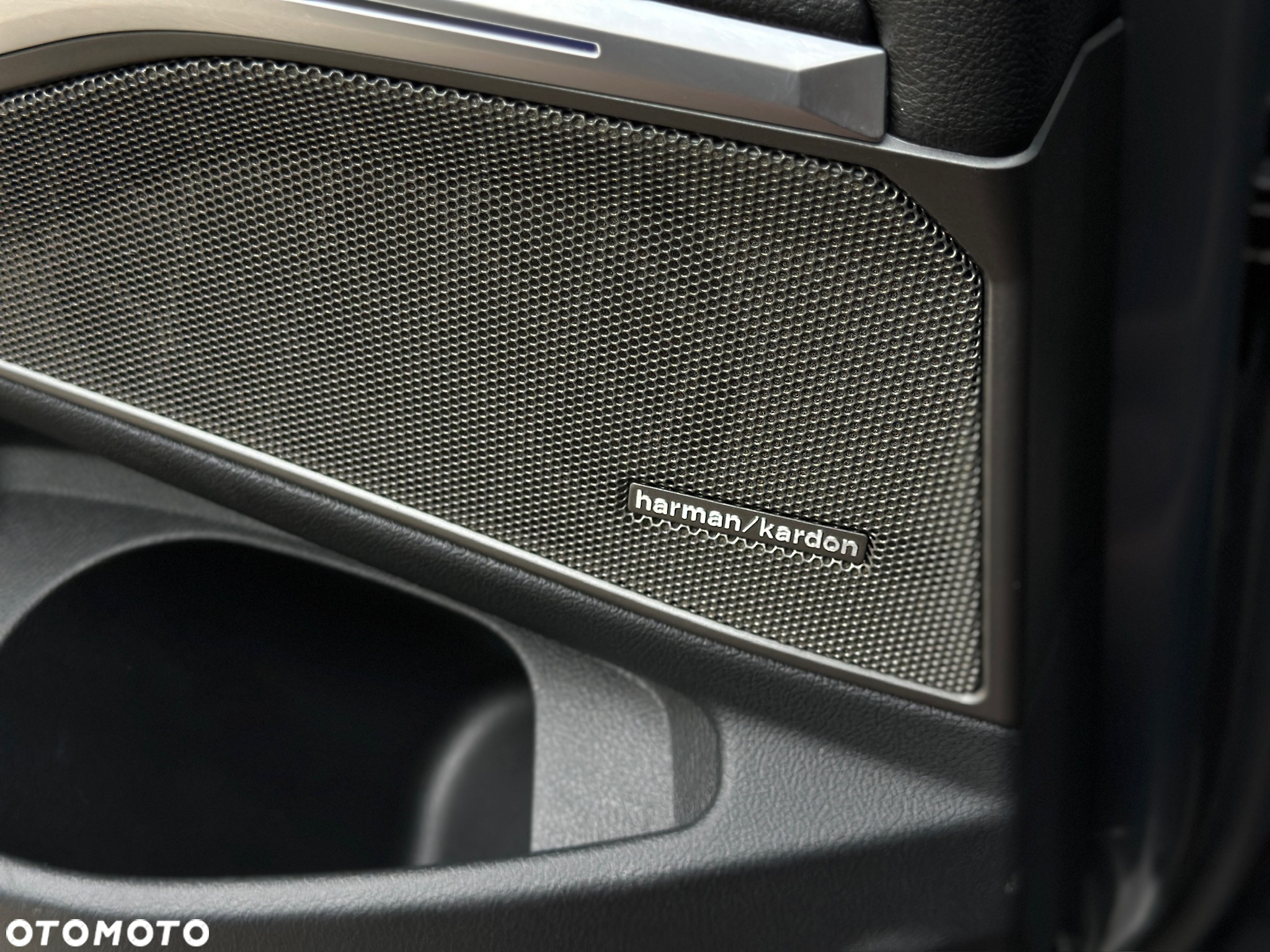 BMW Seria 3 330i M Sport sport - 23