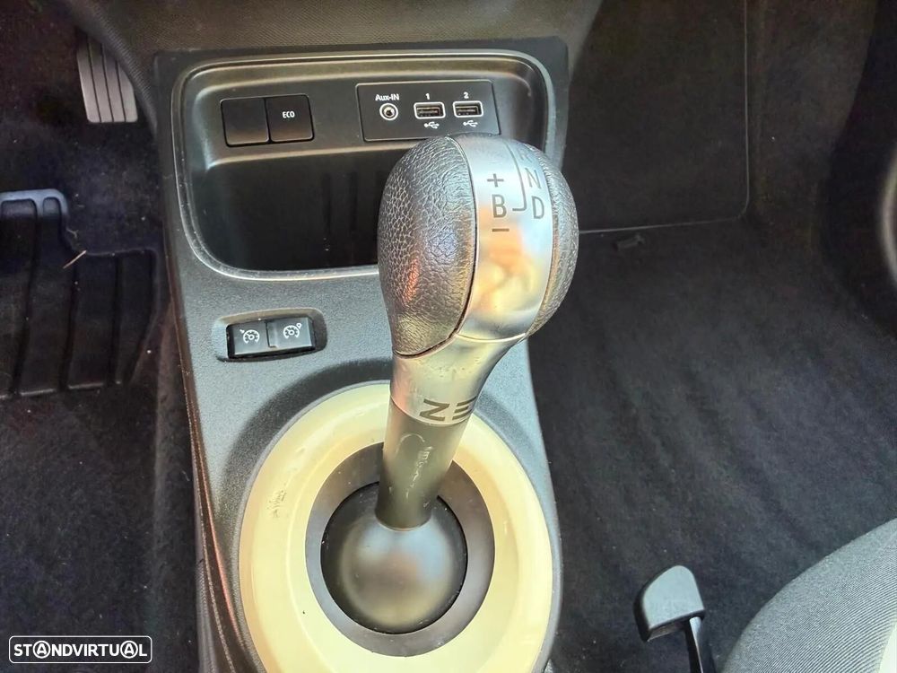 Renault Twingo Z.E. 22 Intens - 37