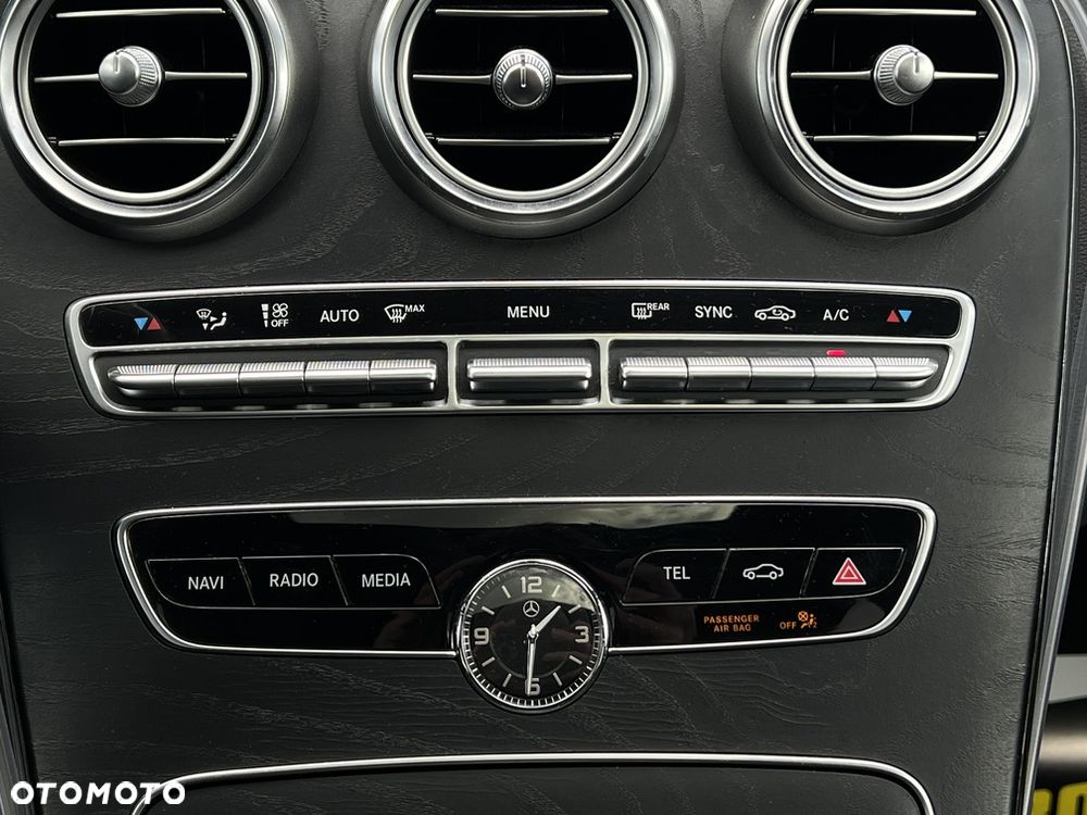 Mercedes-Benz Klasa C 300 9G-TRONIC Avantgarde - 22