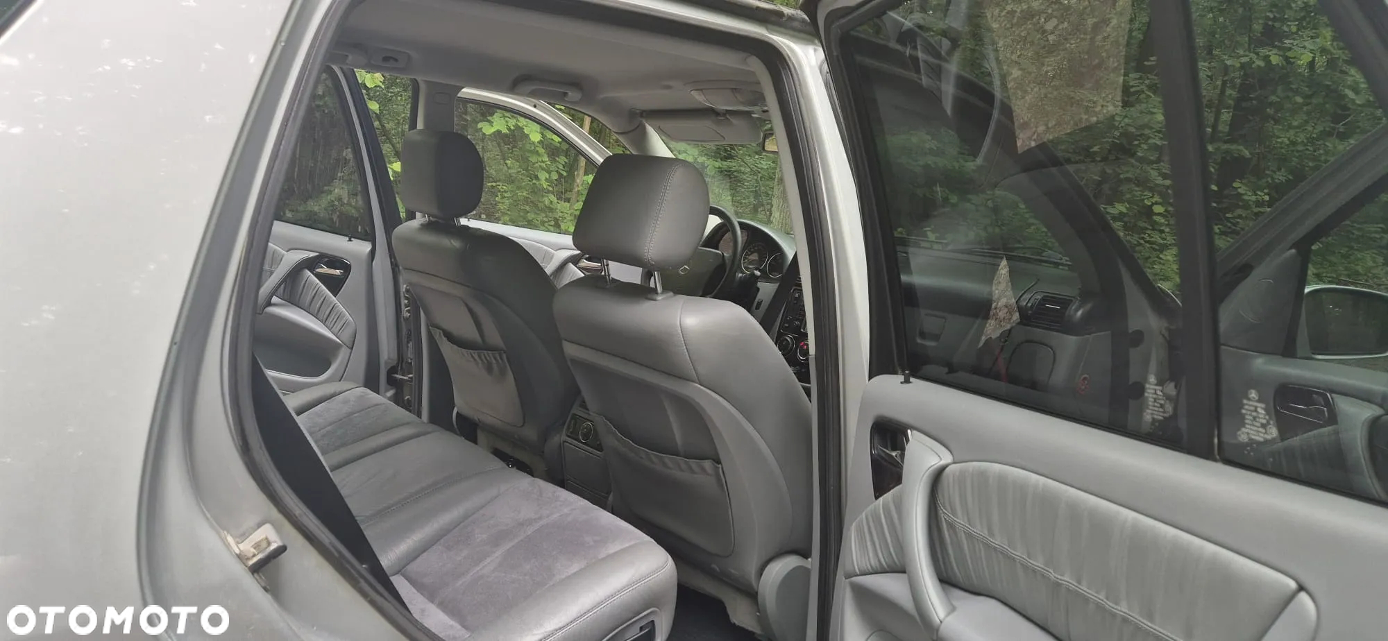 Mercedes-Benz ML - 10