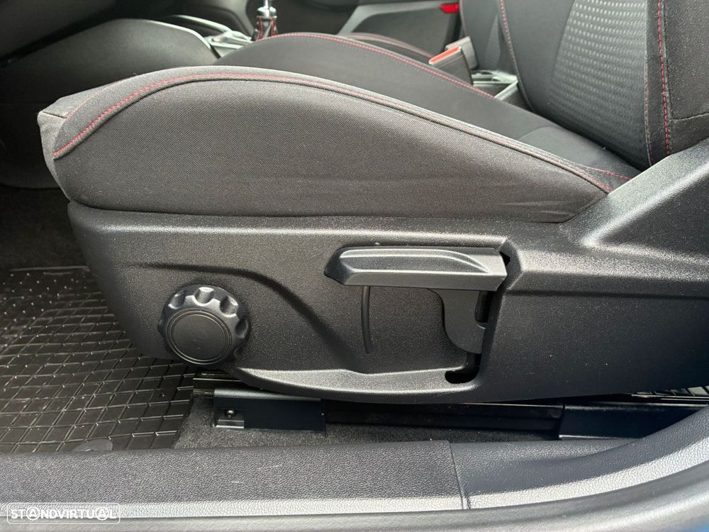 Ford Focus - 16