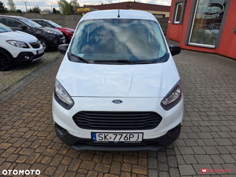Ford Transit Courier - 4