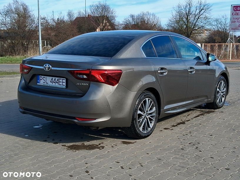 Toyota Avensis 1.8 Premium - 7