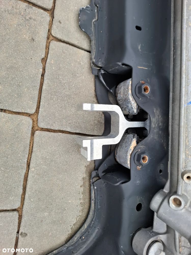 Ford Kuga mk3 poduszka silnika dolna - 1