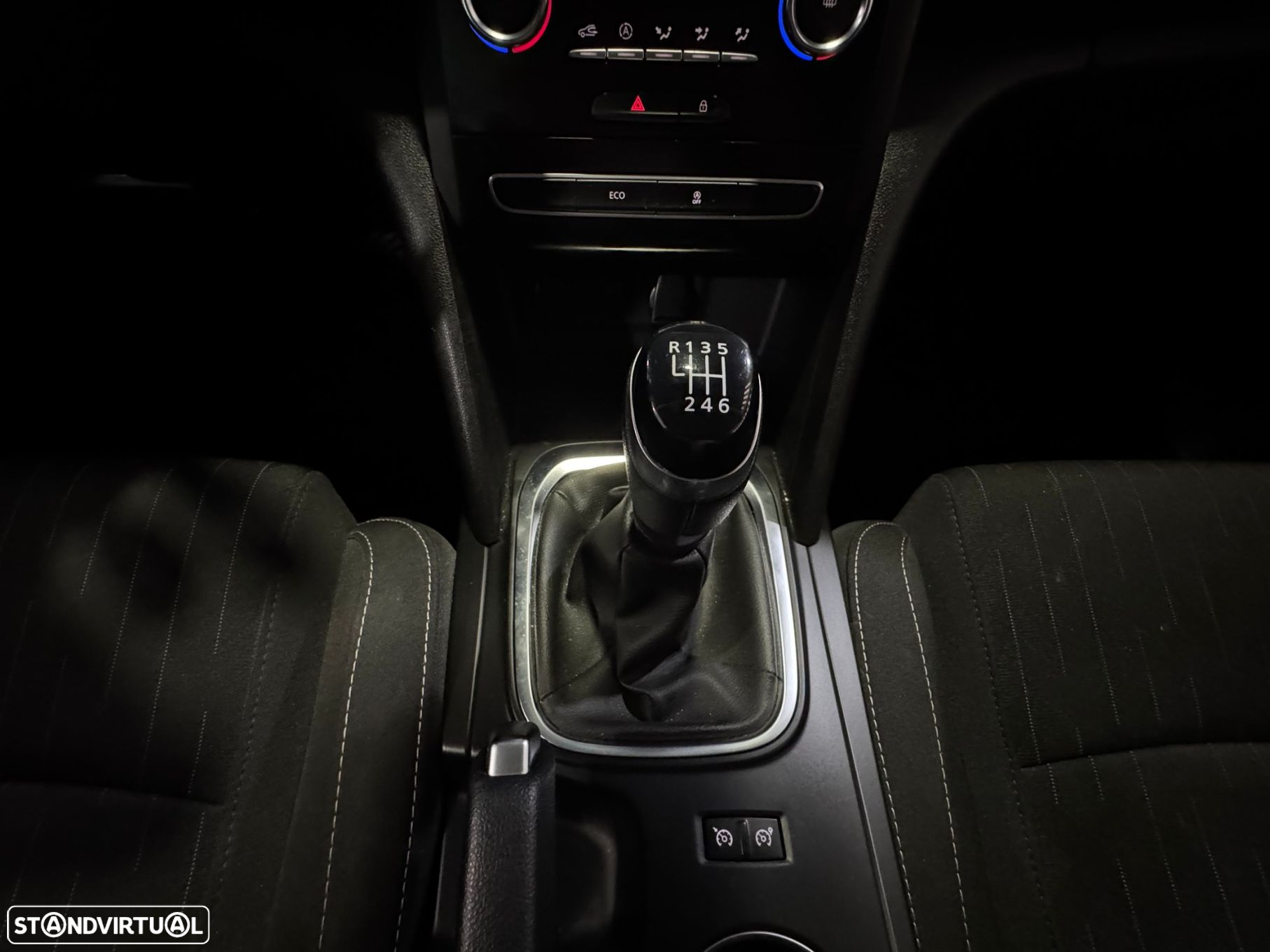 Renault Mégane Sport Tourer 1.5 Blue dCi Limited - 16
