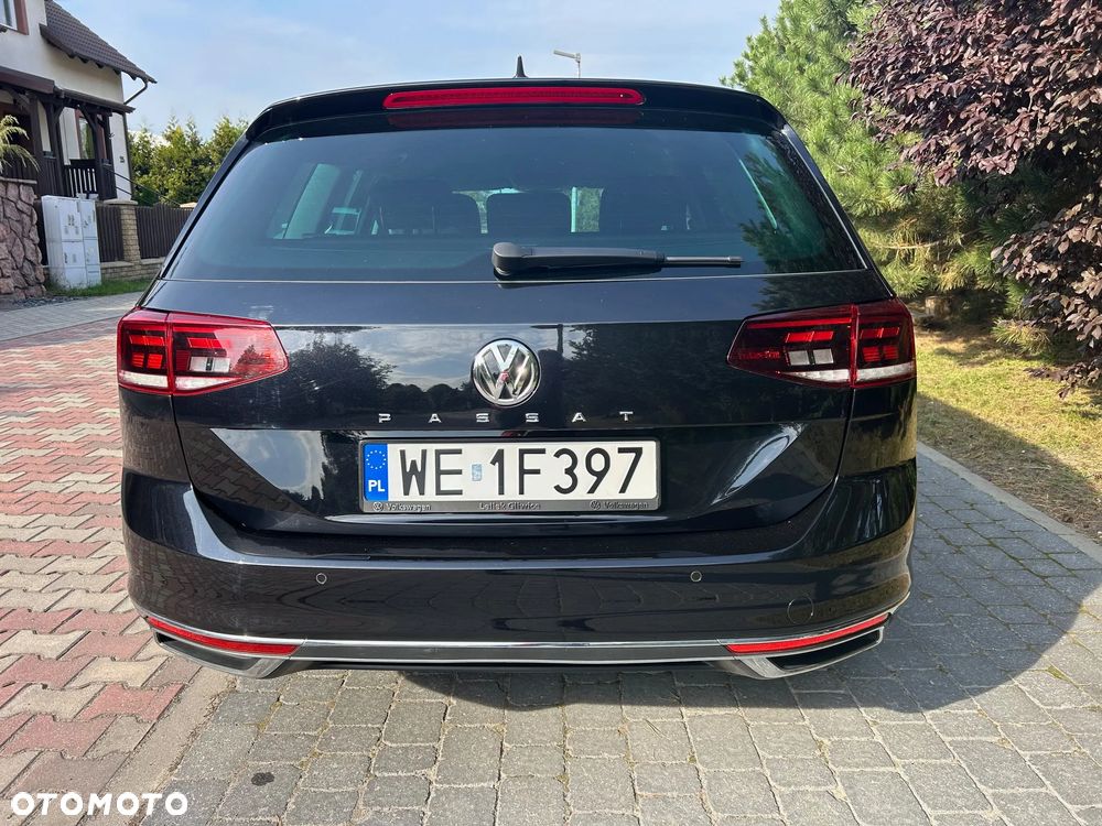 Volkswagen Passat 2.0 TDI Elegance DSG - 5