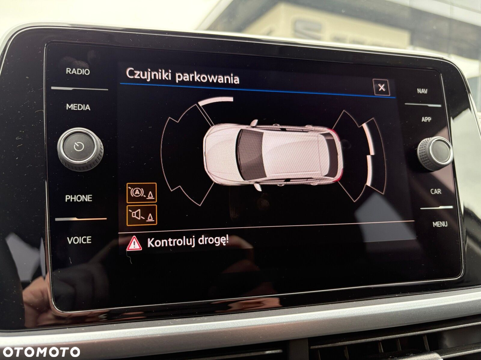 Volkswagen T-Roc 1.0 TSI Life - 28