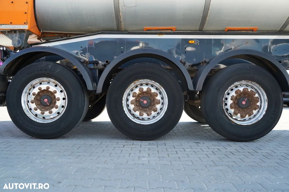Schwarzmuller BASCĂLĂTOR TERMIC / PENTRU ASFALT / 25 m³ / BACĂLĂTOR / AXĂ RIDICATĂ / SAF / PRELATĂ ELECTRICĂ - 17