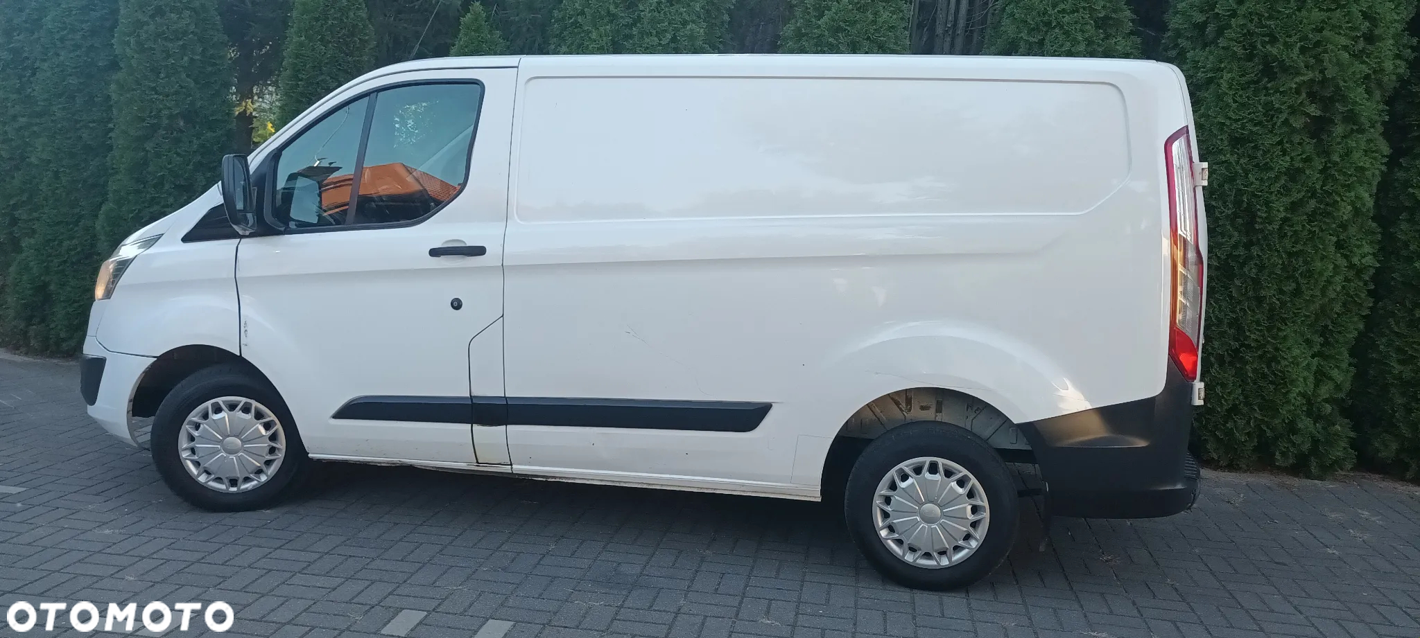 Ford TRANSIT CUSTOM - 14