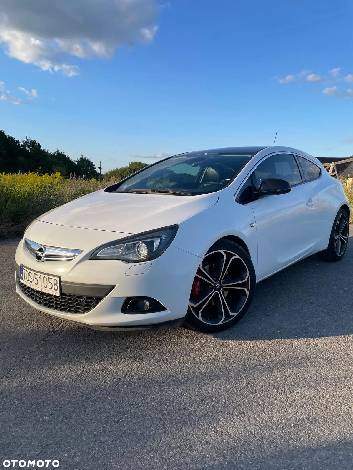 Opel Astra IV GTC 1.7 CDTI Sport S&S - 1
