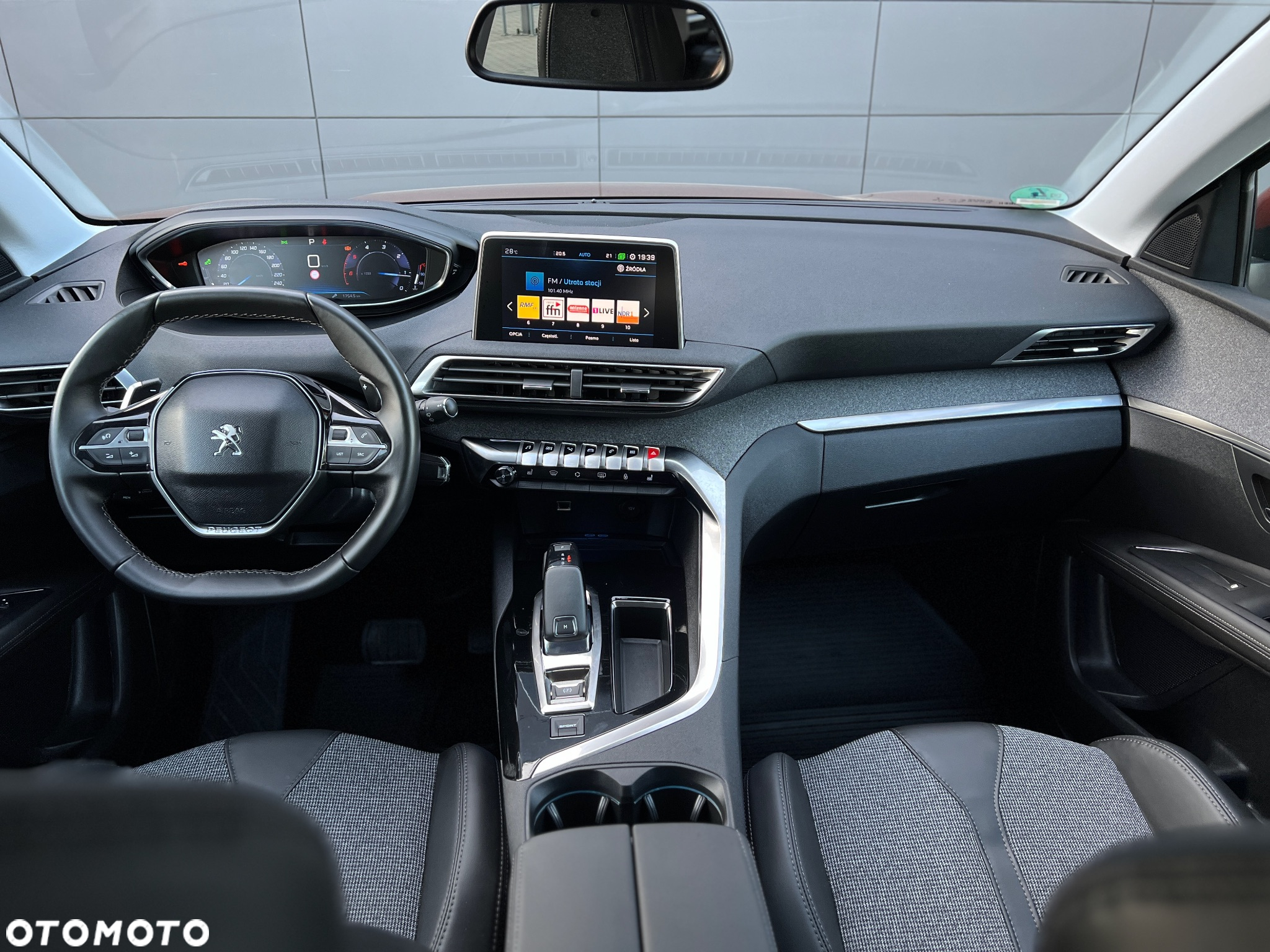 Peugeot 3008 BlueHDi 120 EAT6 Stop & Start Allure - 22