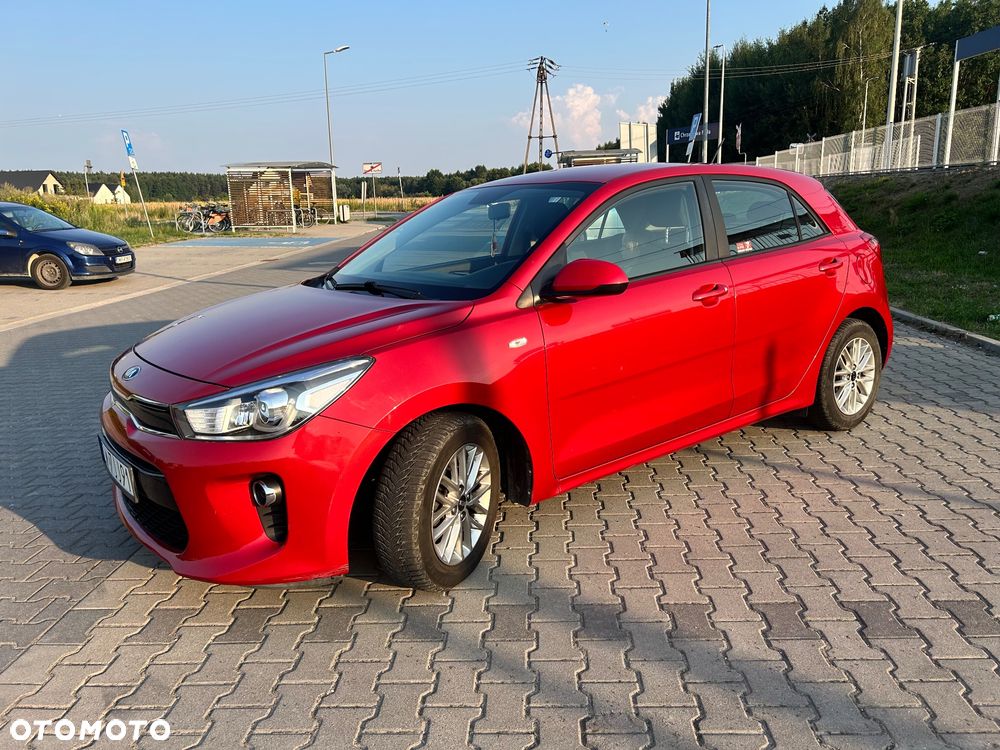 Kia Rio 1.2 L - 7