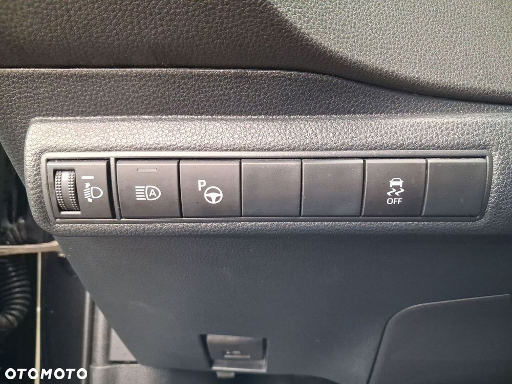 Toyota Corolla 1.8 Hybrid Comfort - 23