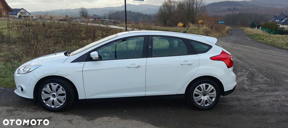 Ford Focus 1.0 EcoBoost Start-Stopp-System Champions Edition - 4