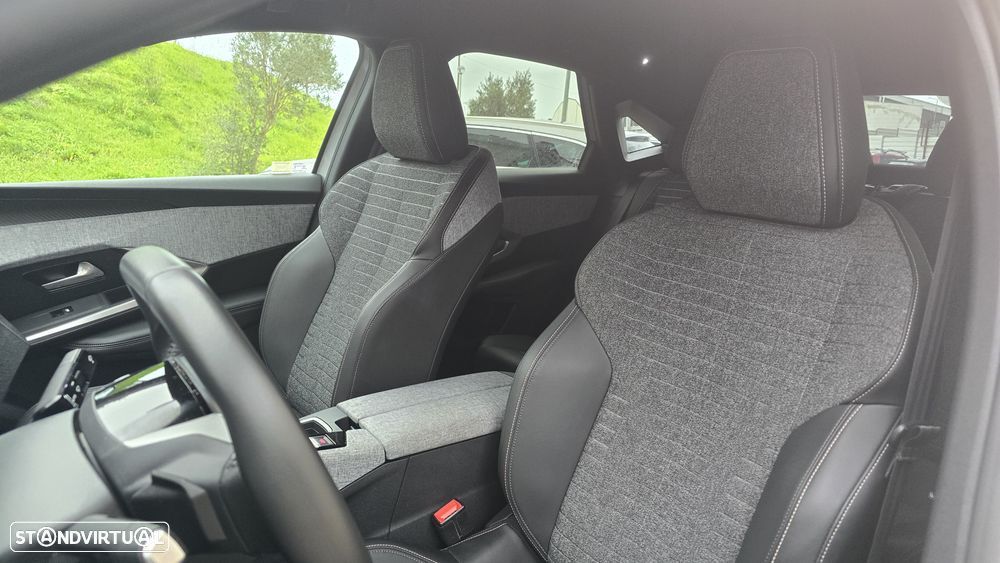 Peugeot 3008 Hybrid 145 e-DSC6 Allure - 16