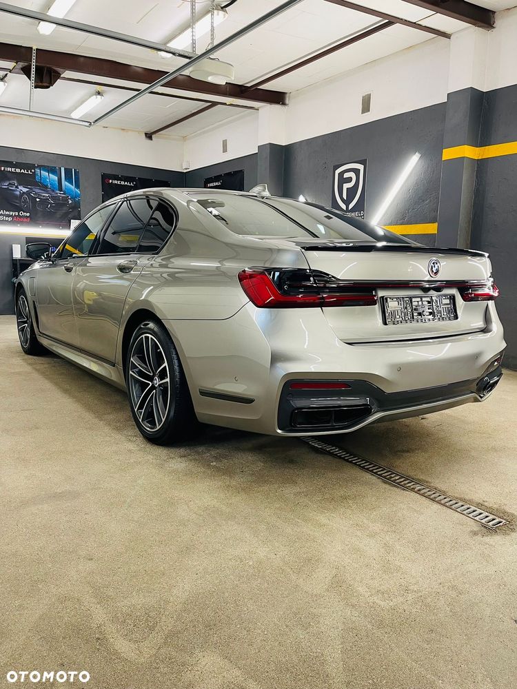BMW Seria 7 - 2