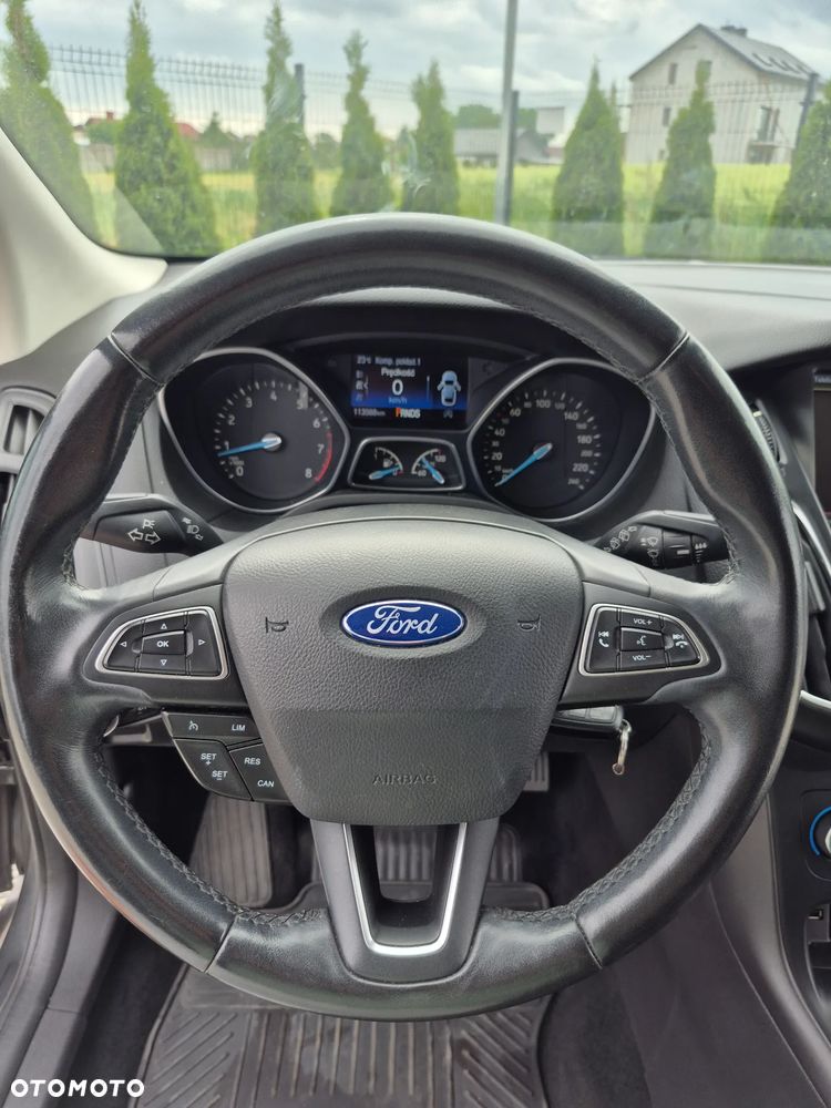 Ford Focus - 17