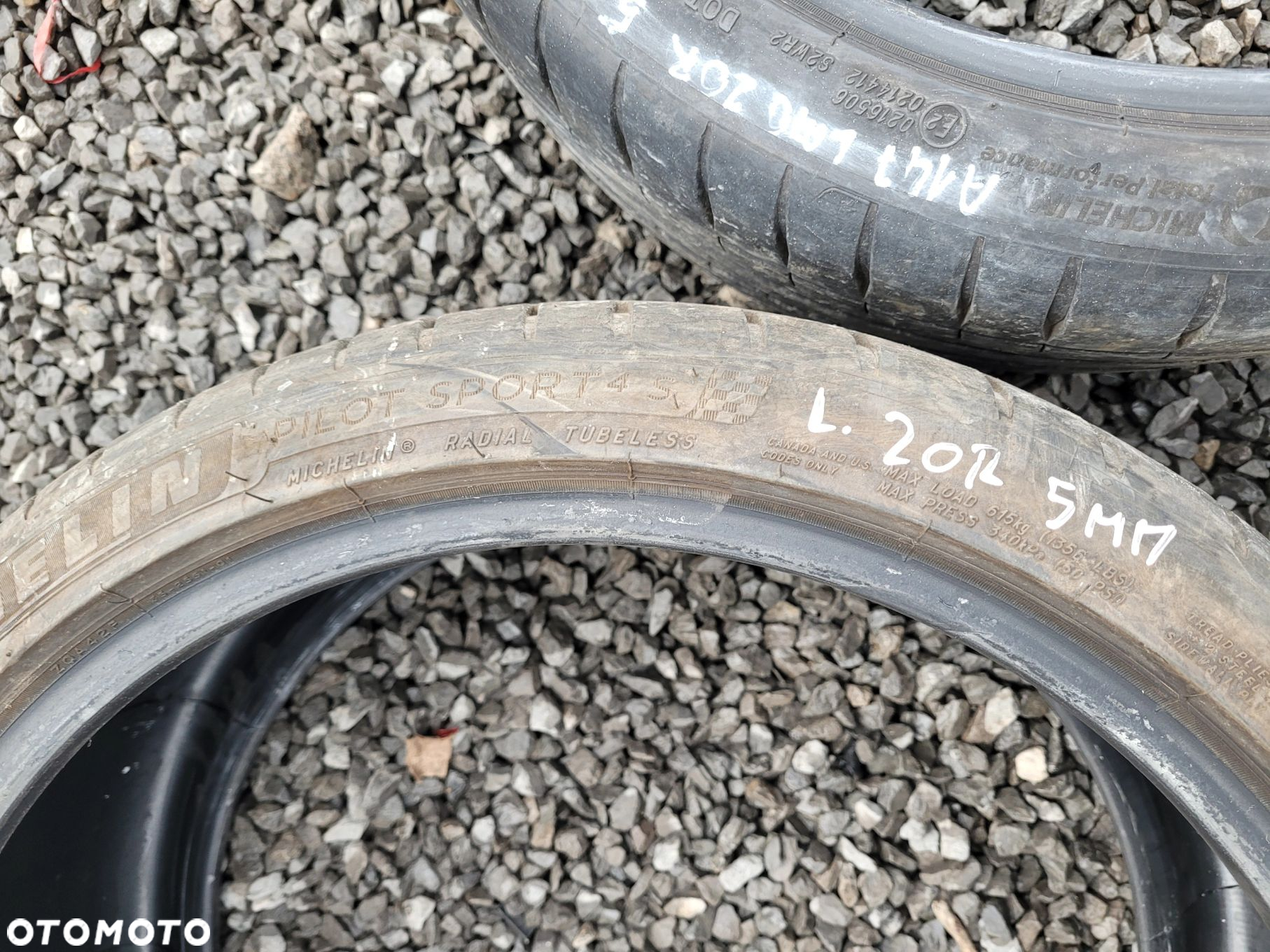 OSŁONY OPONY MICHELIN PILOT SPORT 4S 235 35 19 2020 ROK 5mm - 5