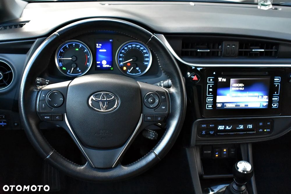 Toyota Corolla 1.6 Premium EU6 - 26