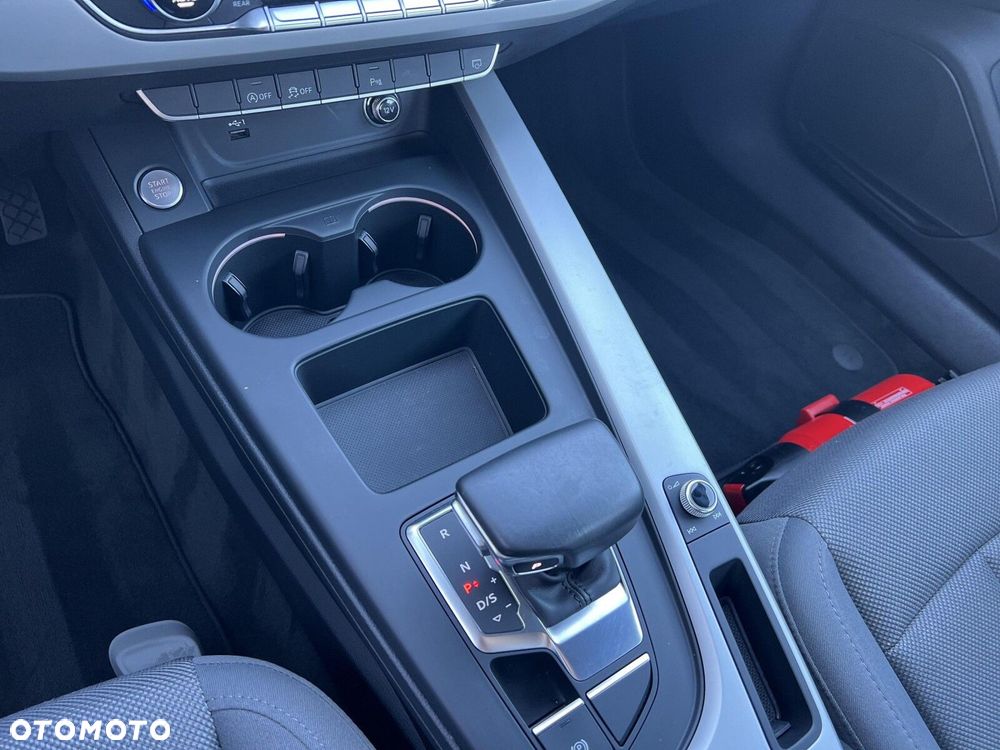 Audi A4 Limousine - 20