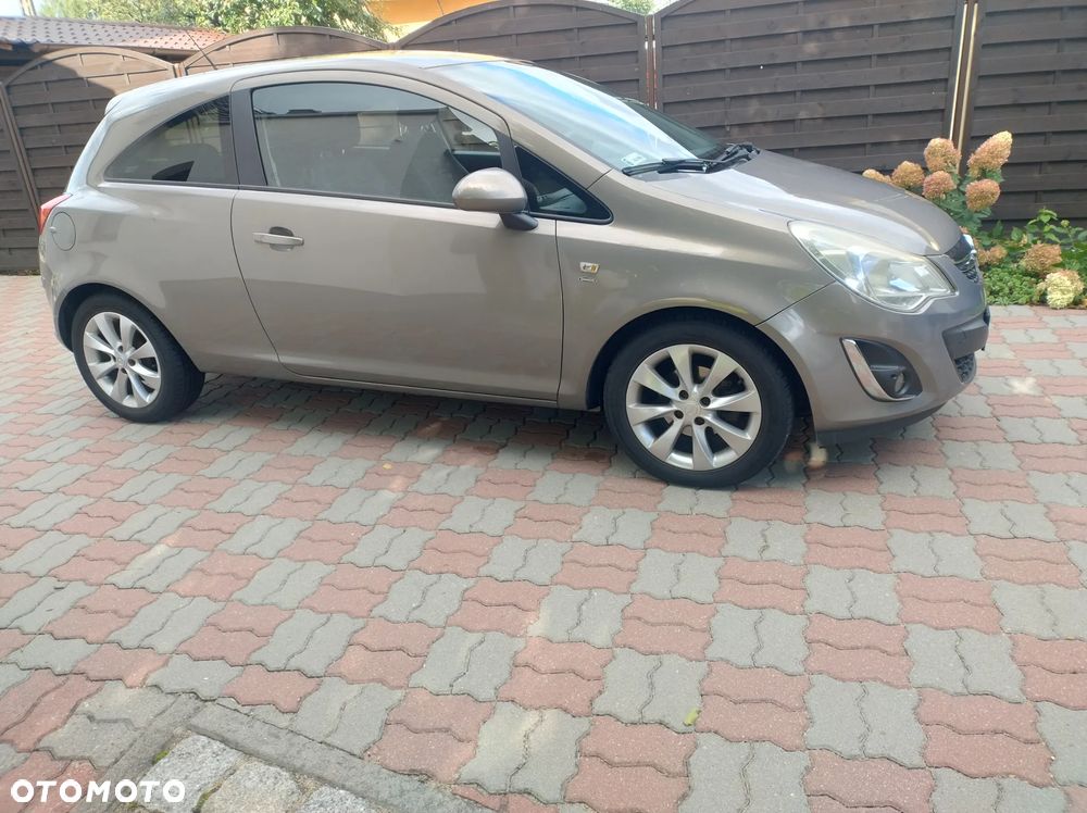 Opel Corsa 1.2 16V EcoFLEX Satellite - 2