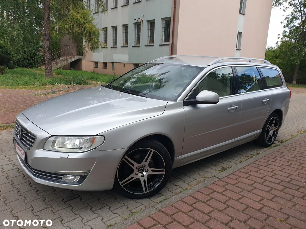 Volvo V70 D4 Geartronic Linje Svart - 2