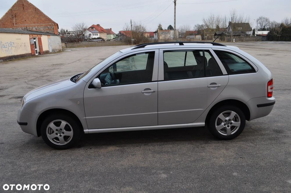 Skoda Fabia - 4