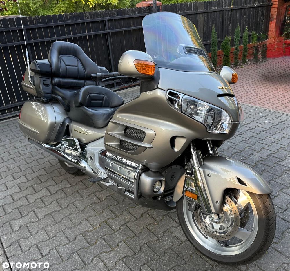 Honda GL - 2