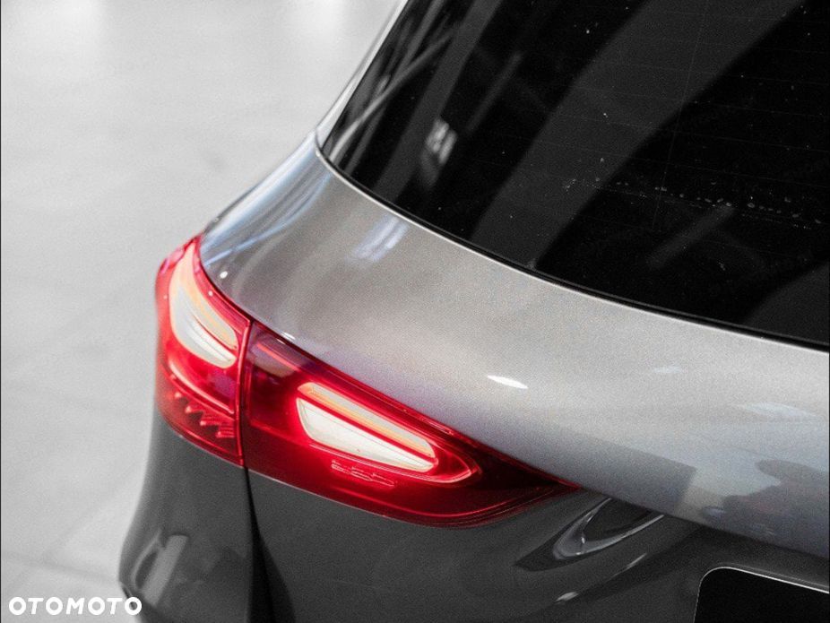 Mercedes-Benz GLA 200 AMG Line - 17