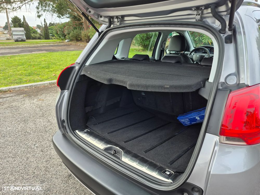 Peugeot 2008 1.6 e-HDi Allure 2-Tronic - 8