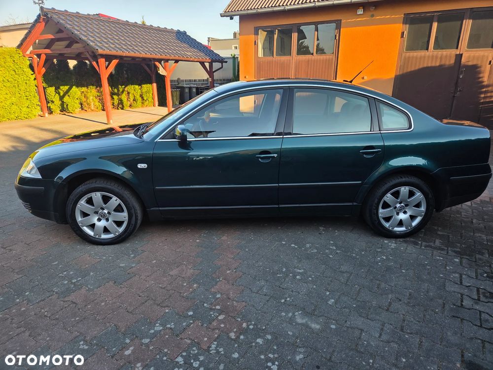 Volkswagen Passat 1.9 TDI Comfortline Family - 3