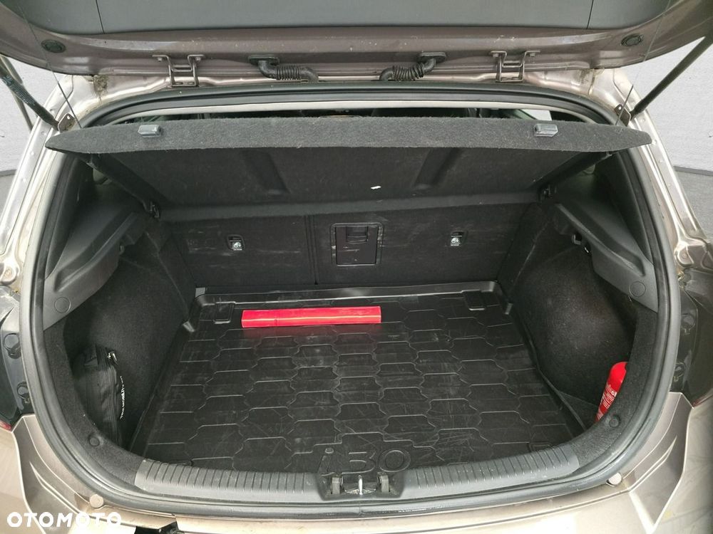 Hyundai i30 - 13