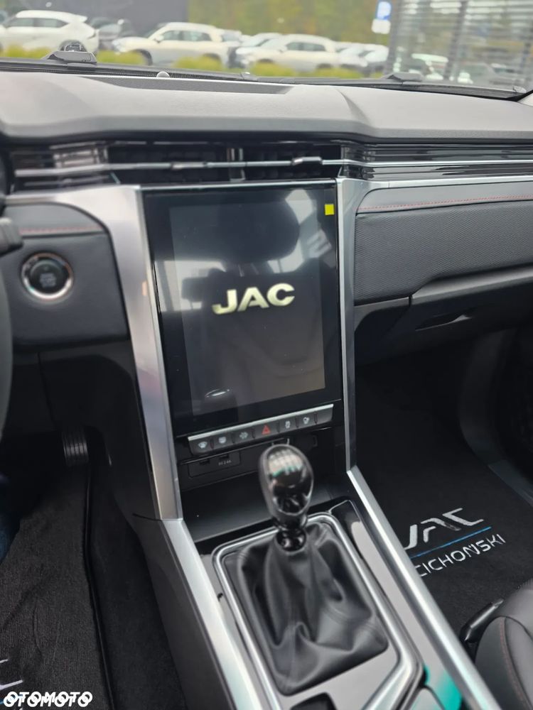 JAC T8 PRO Standard - 31