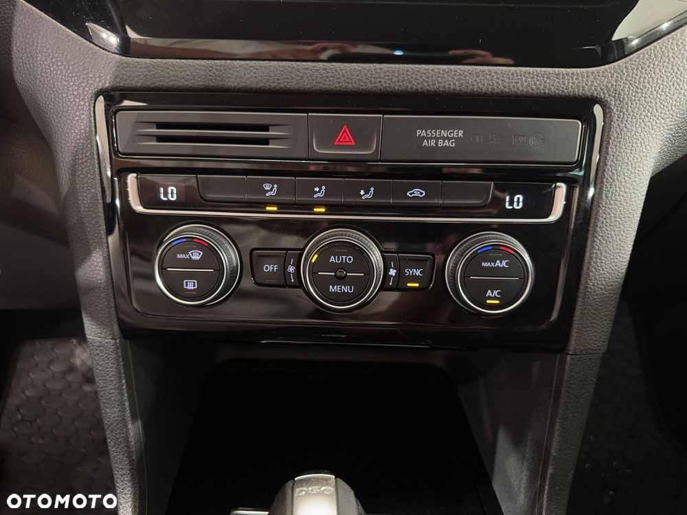 Volkswagen Golf Sportsvan - 25