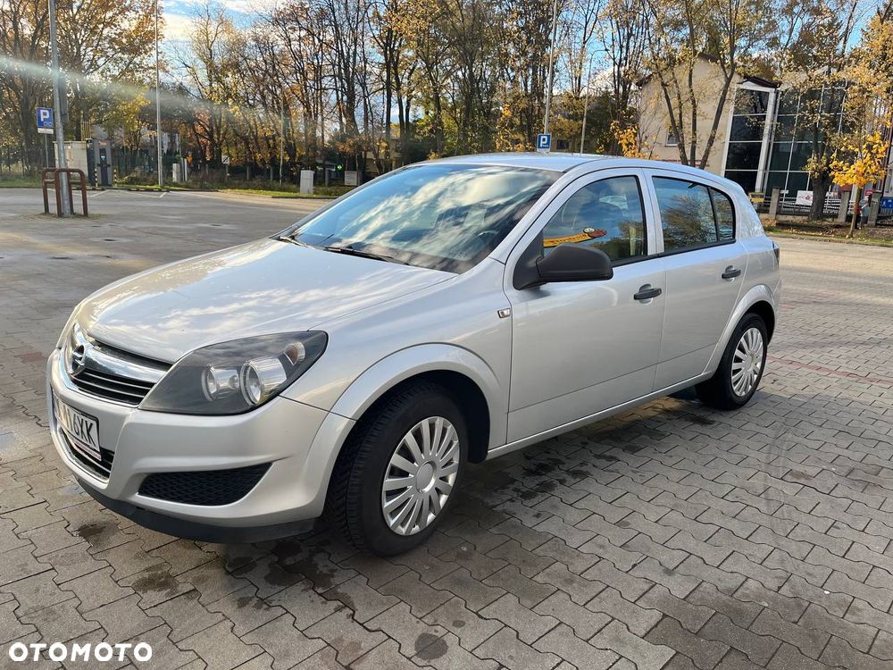 Opel Astra - 1