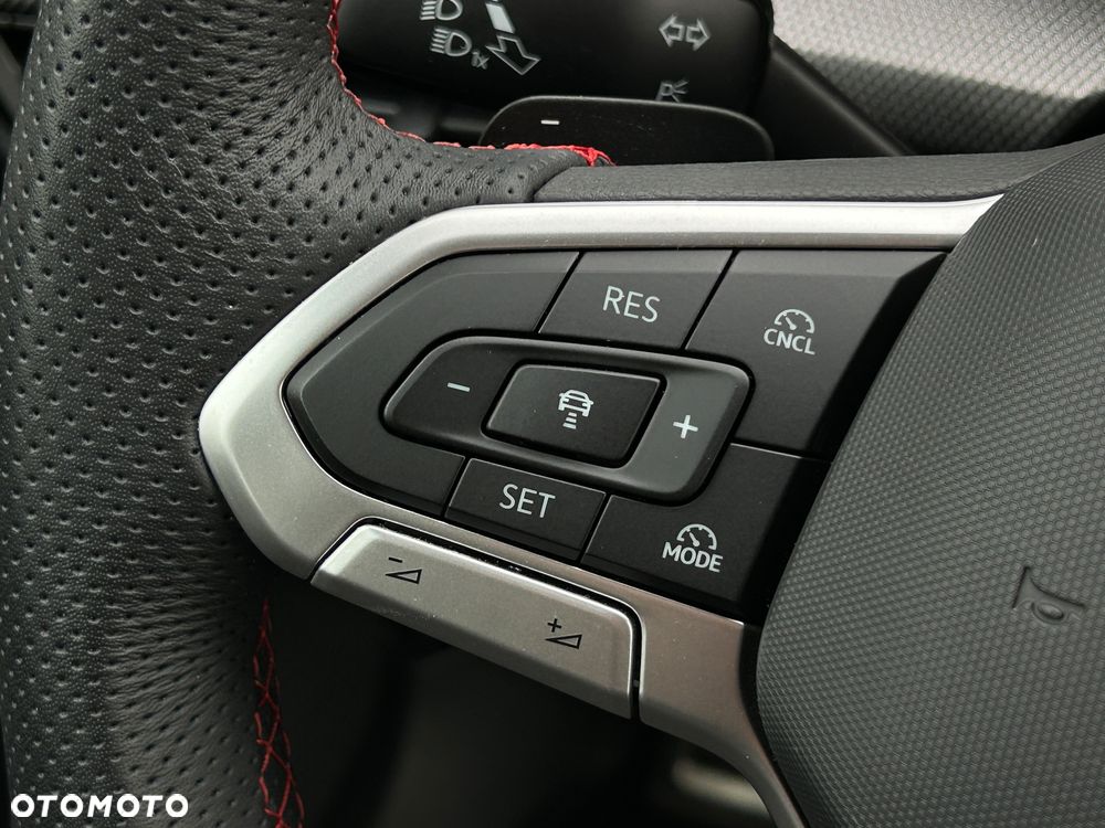 Volkswagen Golf VIII 2.0 TSI GTI Clubsport DSG - 33