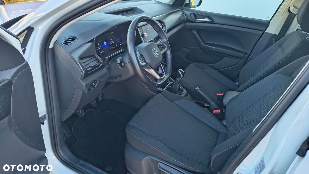 Volkswagen T-Cross - 10