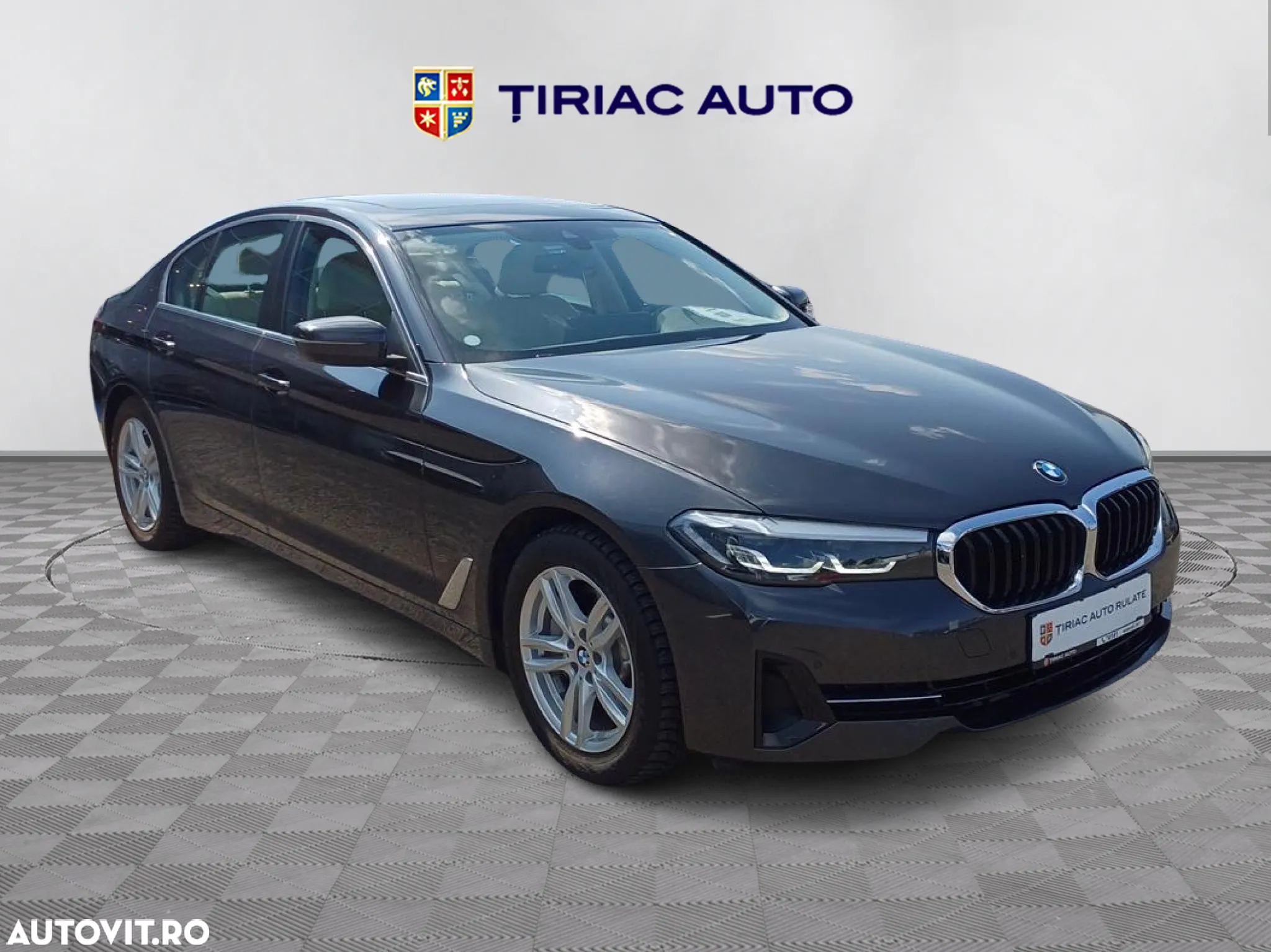 BMW Seria 5 530e xDrive Aut. - 7