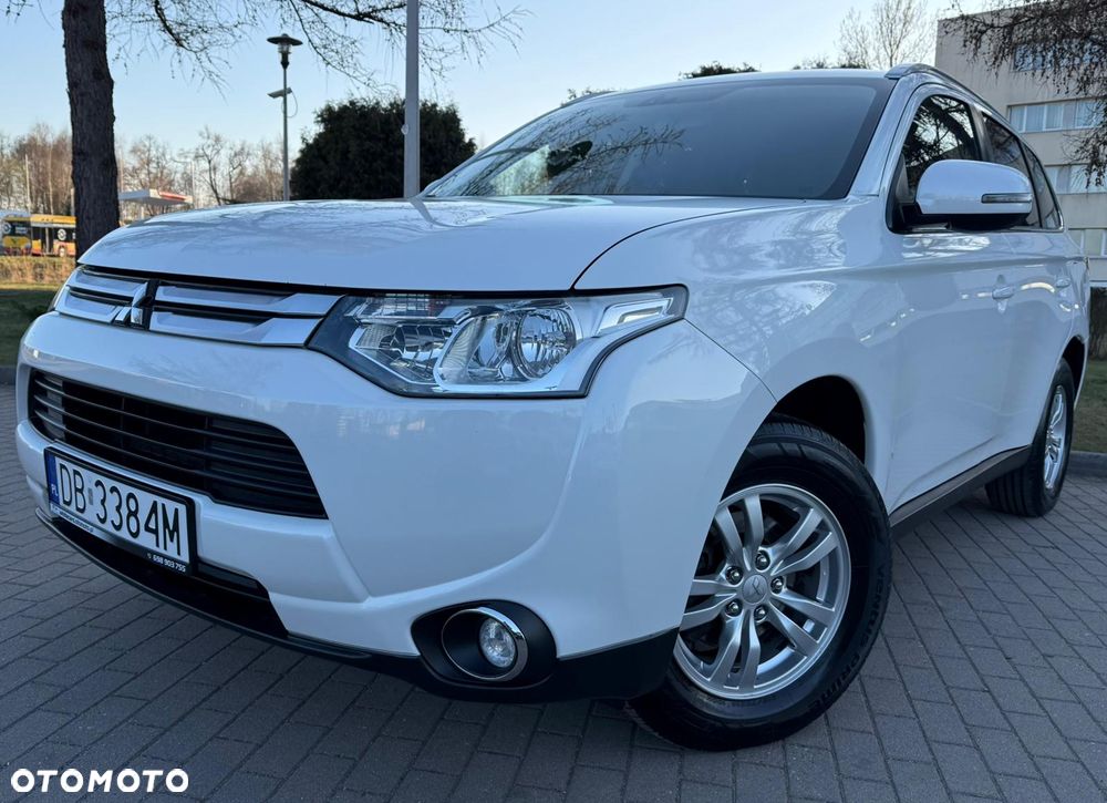 Mitsubishi Outlander 2.0 2WD Invite - 16