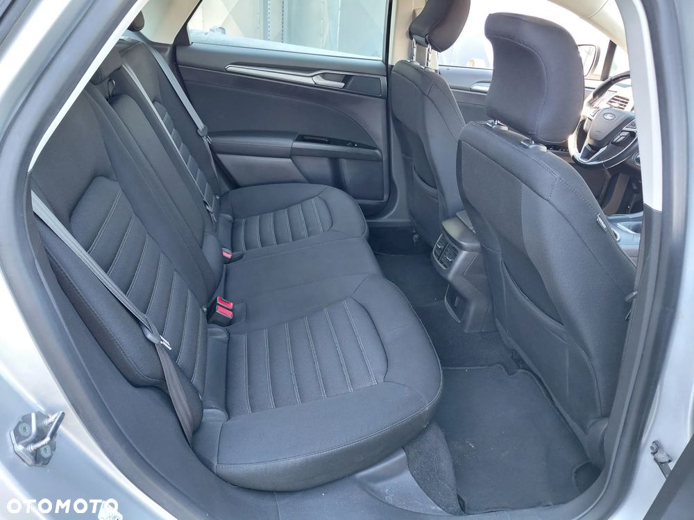 Ford Mondeo 1.5 EcoBoost Ambiente - 27