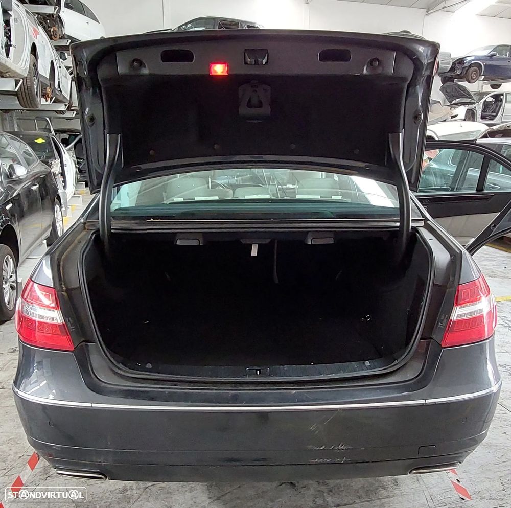 MERCEDES E250 W212 PARA PEÇAS - 18