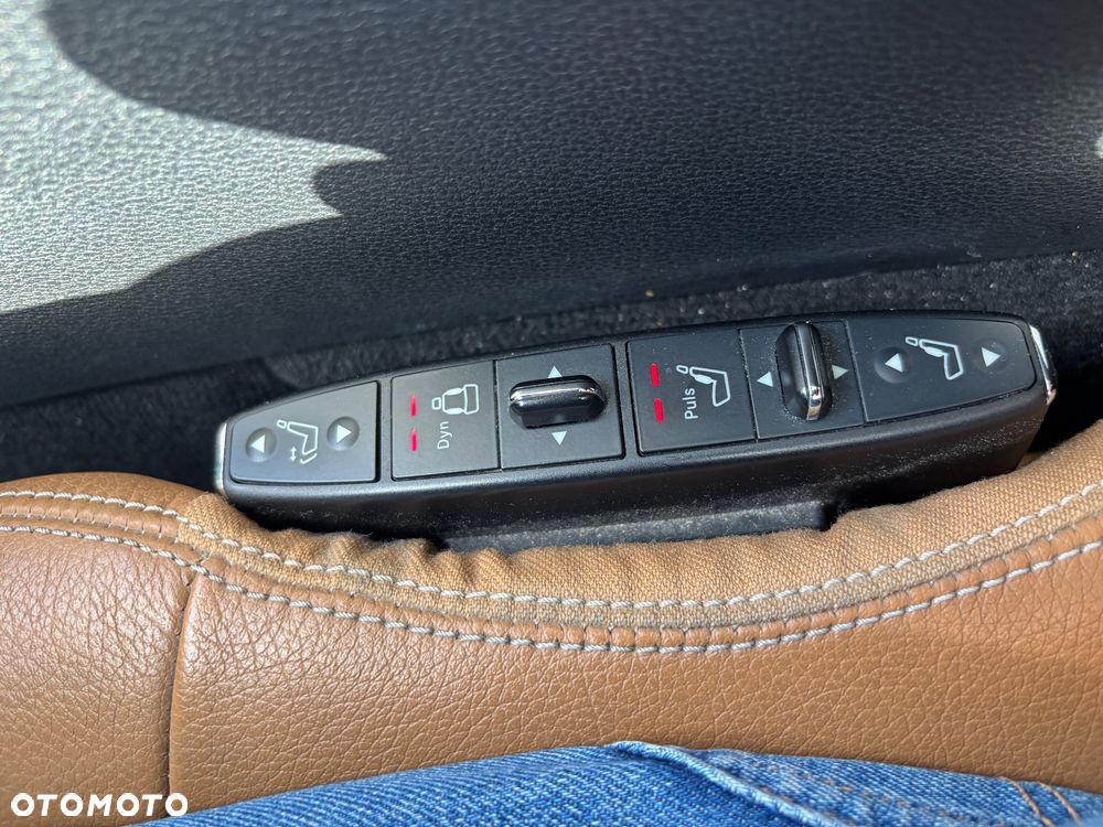 Mercedes-Benz Klasa E 250 T CDI DPF BlueEFFICIENCY Automatik Avantgarde - 19