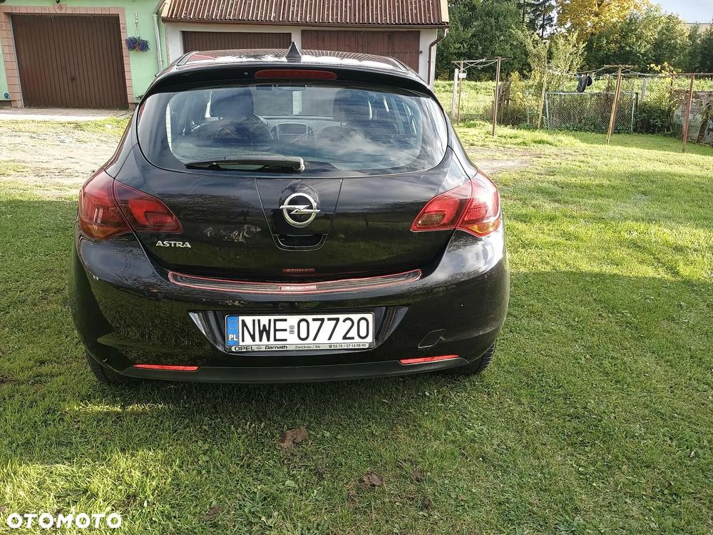 Opel Astra 1.6 - 8