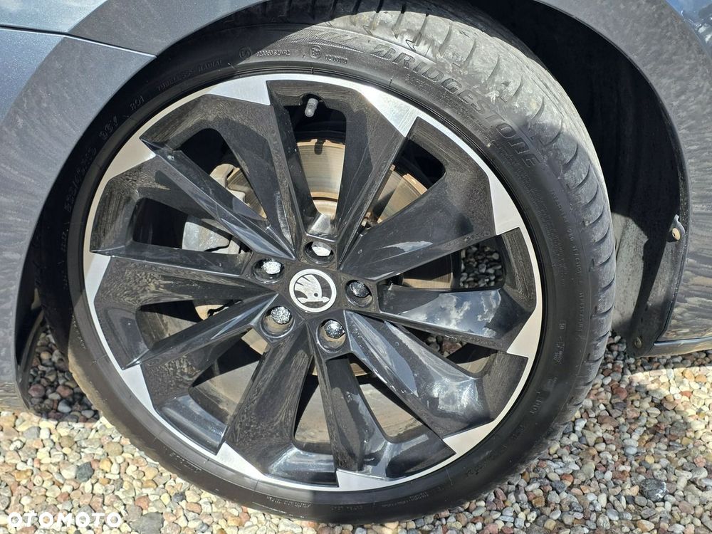 Skoda Superb 2.0 TDI Sportline DSG7 - 31