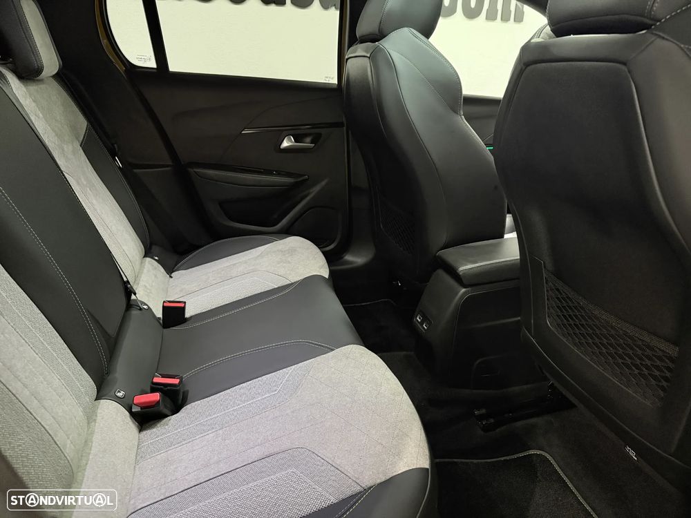 Peugeot e-208 50 kWh GT - 22